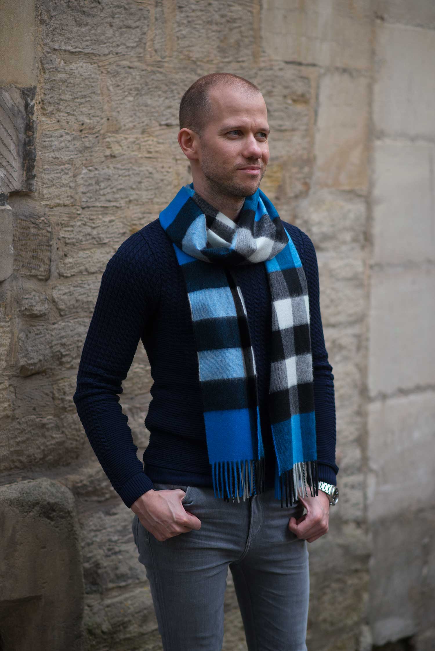 cornflower-blue-burberry-cashmere-scarf-on-mens-fashion-blogger