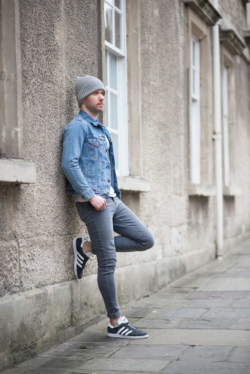 Levis Icy Trucker Denim Jacket And Adidas Charcoal Gazelle Outfit | Your  Average Guy