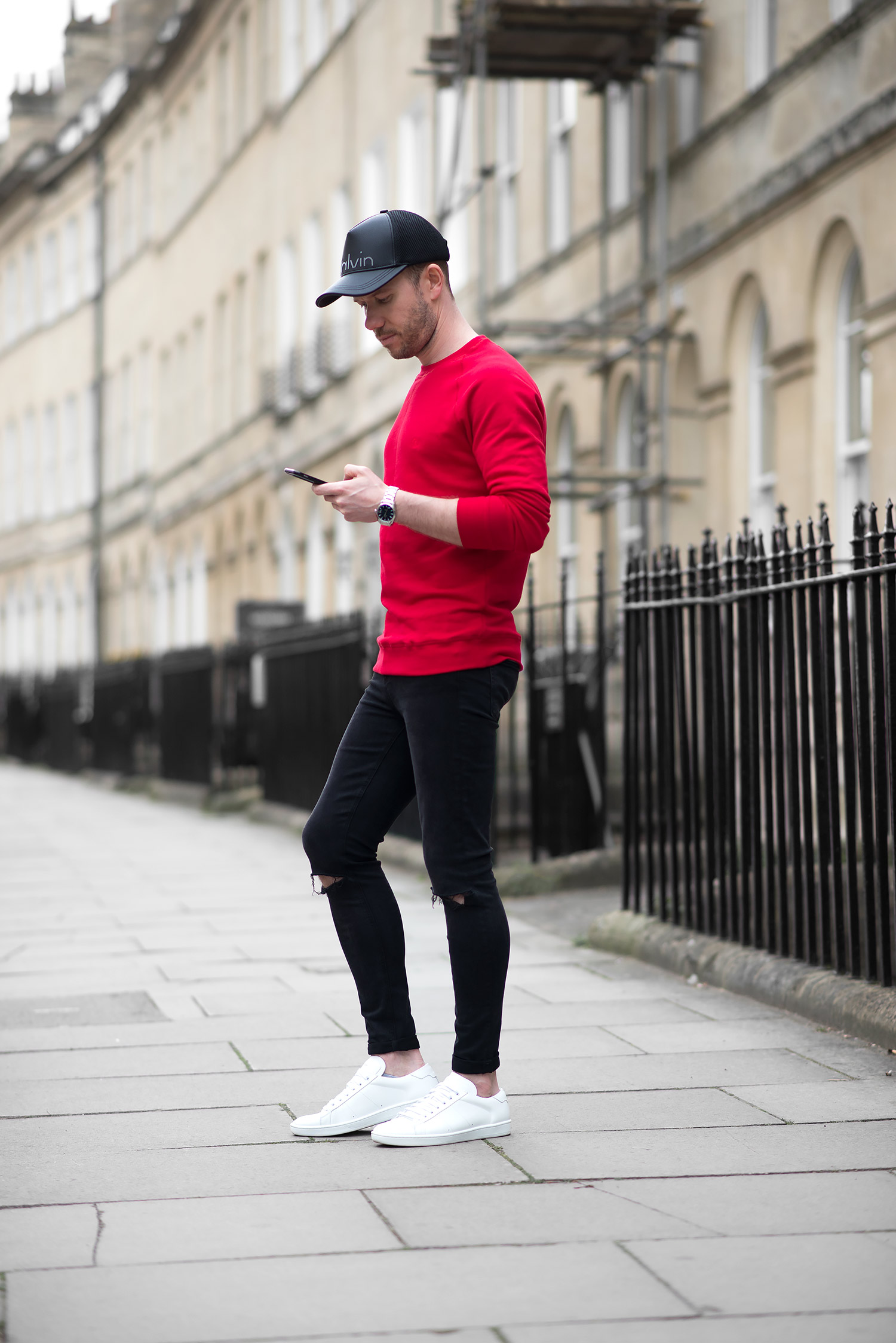 Tom Cridland Red Sweatshirt And Black Skinny Jeans Outfit | Your