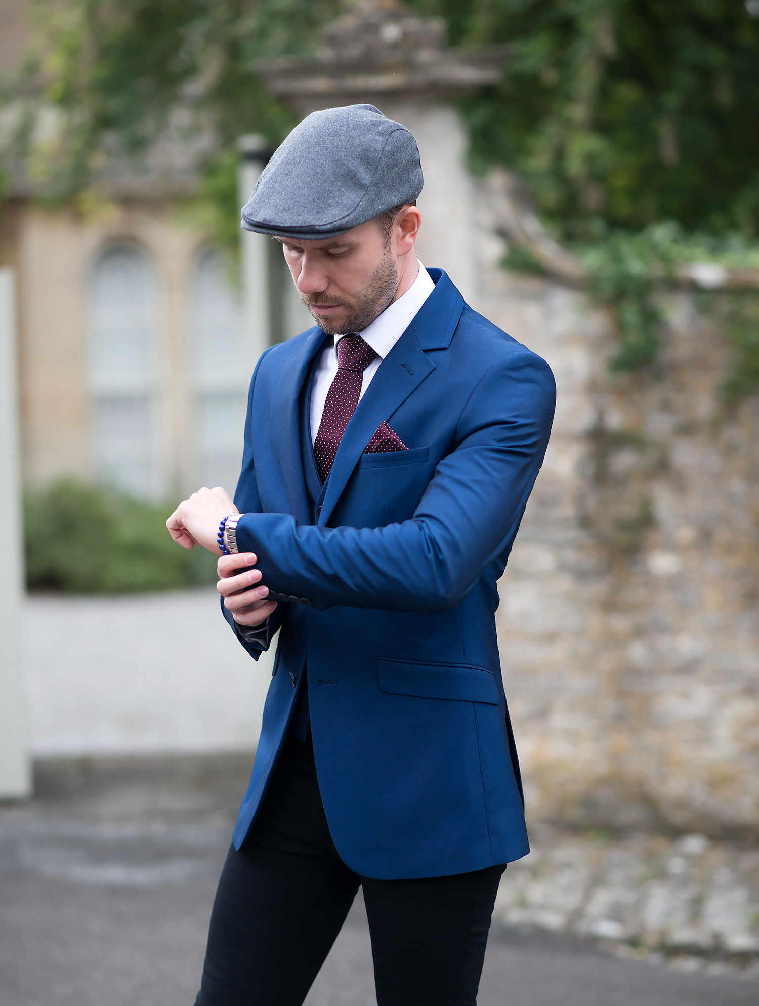 Blue Suit With Black Skinny Jeans Outfit - Your Average Guy