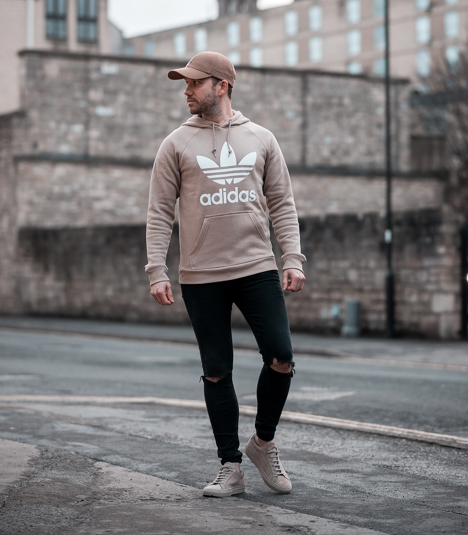 Adidas Trefoil Sweatshirt Street Style Outfit | Your Average Guy