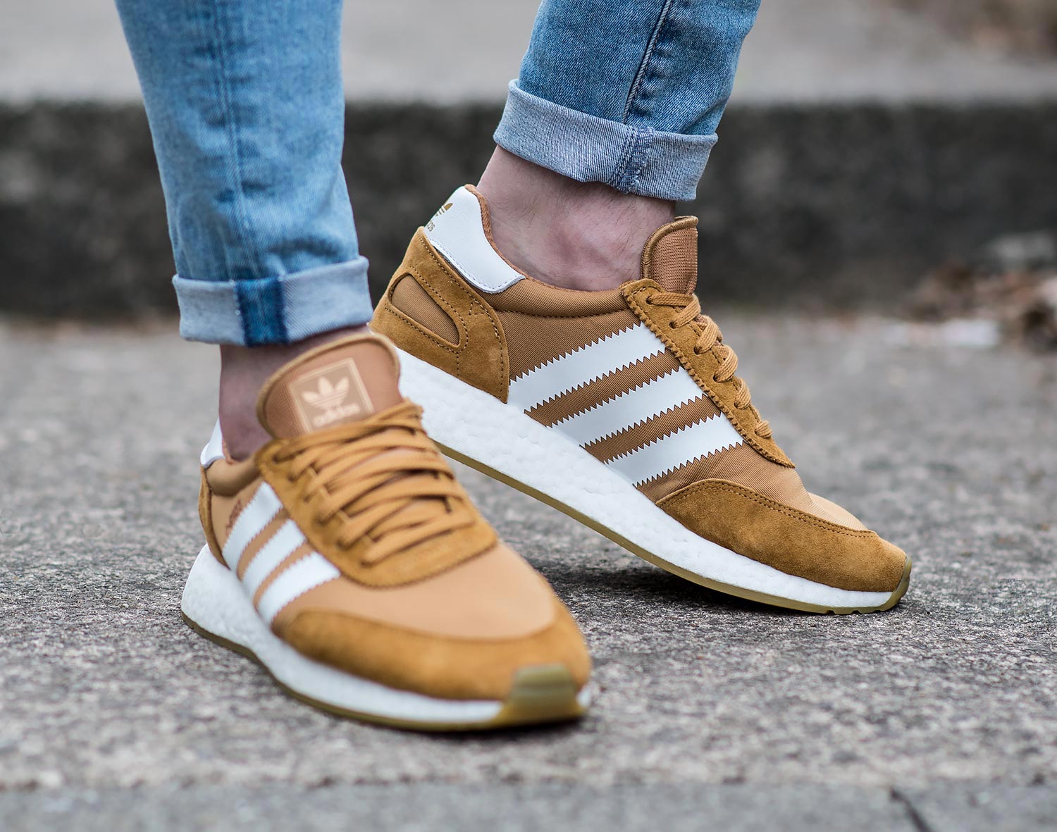 mentiroso Establecer pasaporte Adidas i5923 Iniki Sports Trainer Sneakers Review - Your Average Guy
