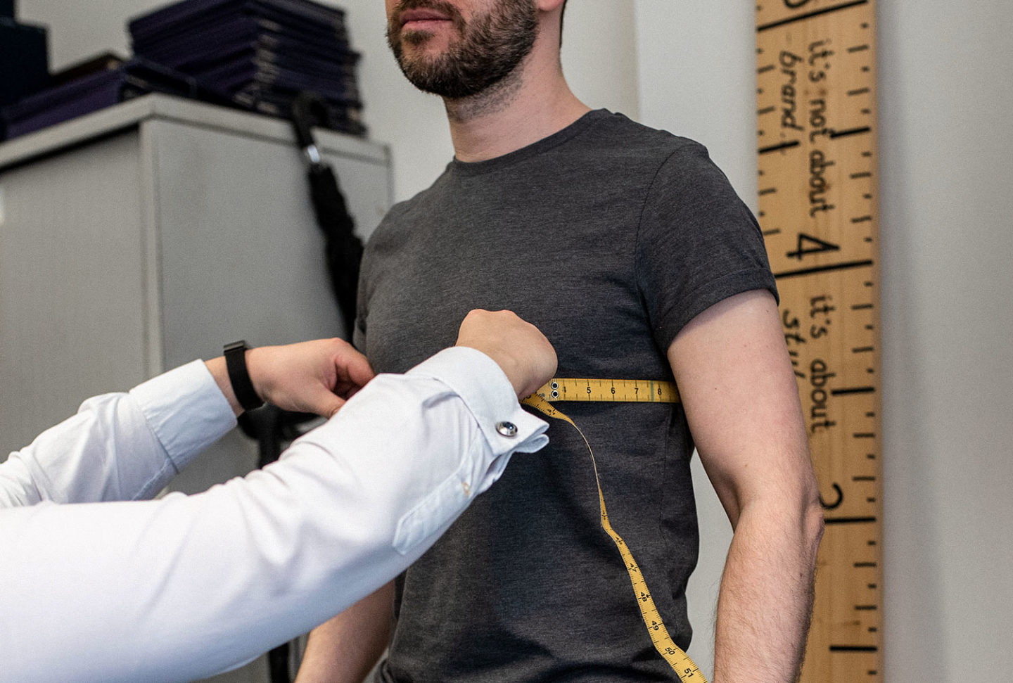 Getting Measured Up For A Bespoke Suit Guide - Your Average Guy