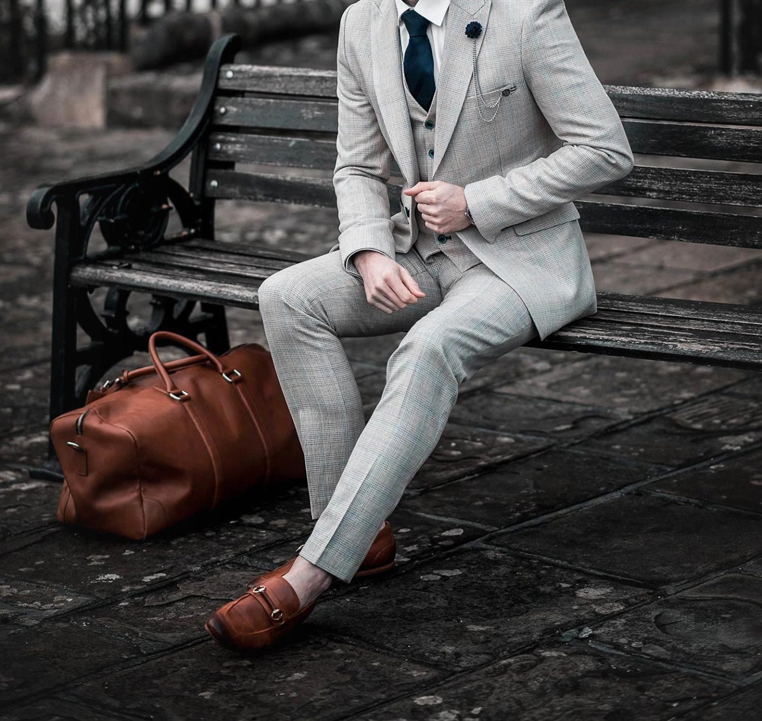 How to Combine Your Blue Suit with Brown Shoes - Hockerty-cheohanoi.vn