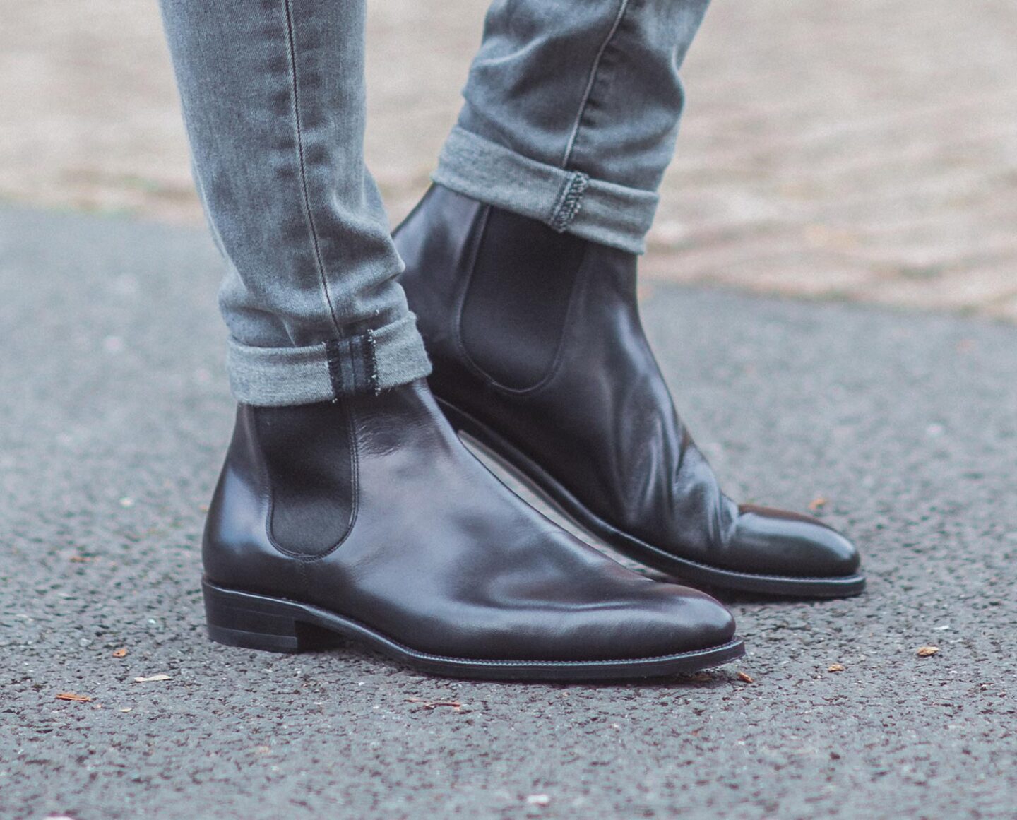 Arterton Yearn Shoemaker Chelsea Boots Review - Your Average Guy