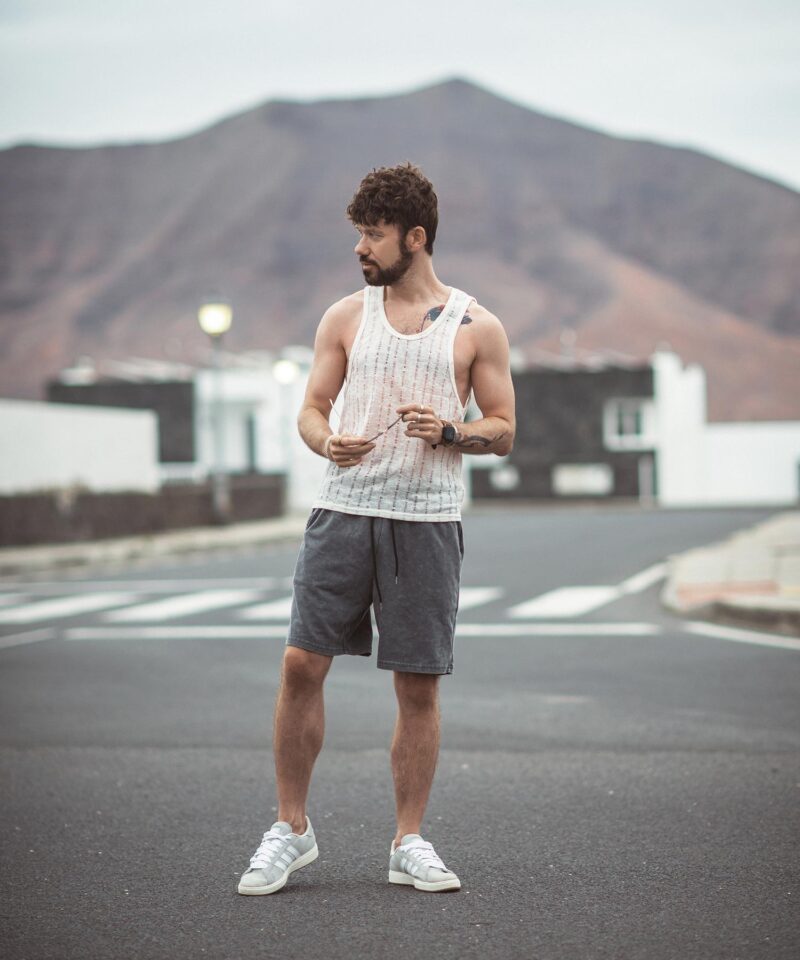 How To Wear A Summer Vest For Men